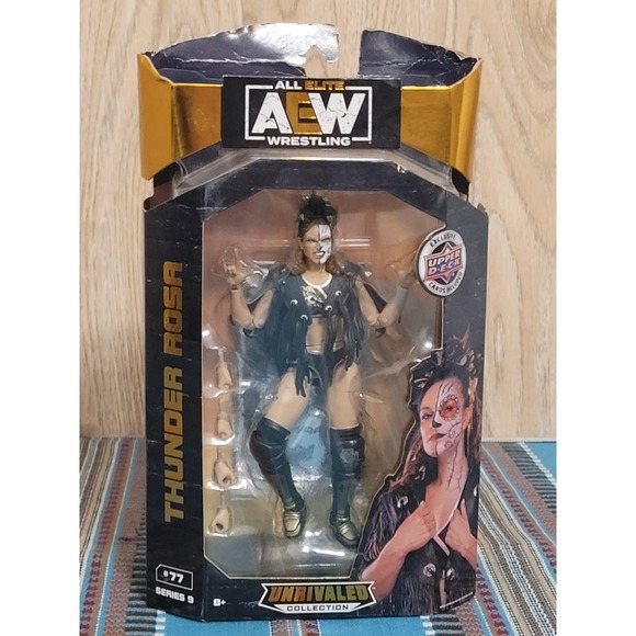 AEW Unrivaled Collection Series 9 Thunder Rosa #77 Brand-new Damaged Box WWE NXT - Picture 1 of 6